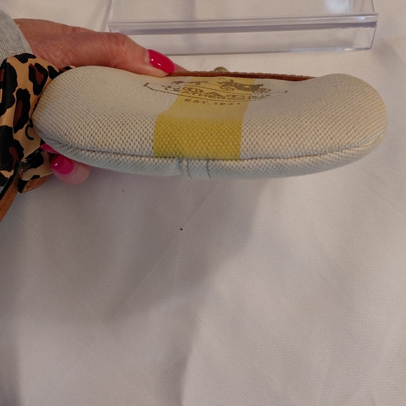 Coach Kisslock 💋 - Picture 12 of 14